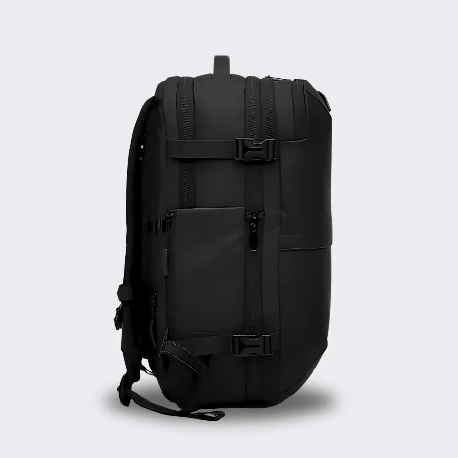 Le Sac qui Voyage à ta Place. Sans Soute. Sans Limite